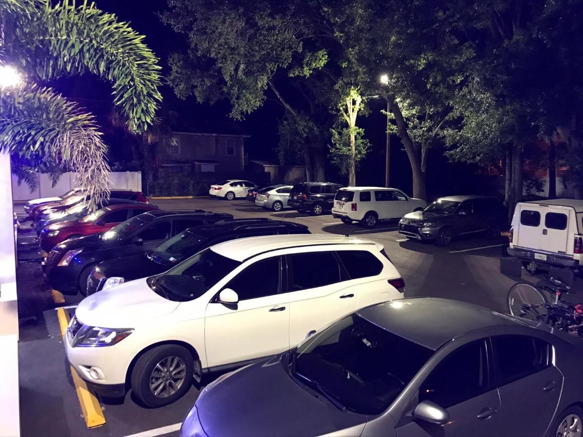 Tropical Inn & Suites, Downtown קלירווטר מראה חיצוני תמונה